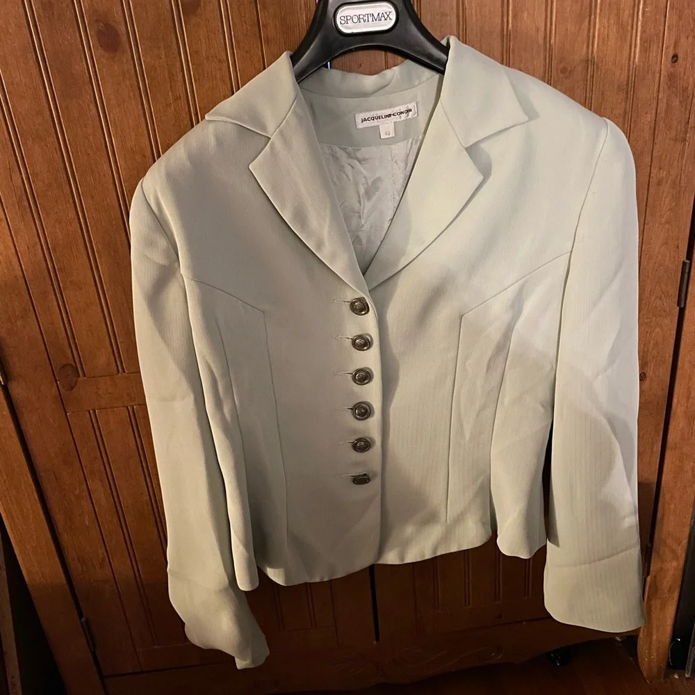 Lovely Jacqueline Conoir Jacket - Picture 1 of 5